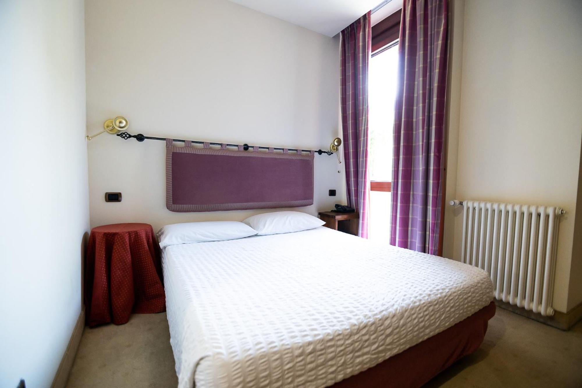 Hotel Rendez Vous 3*