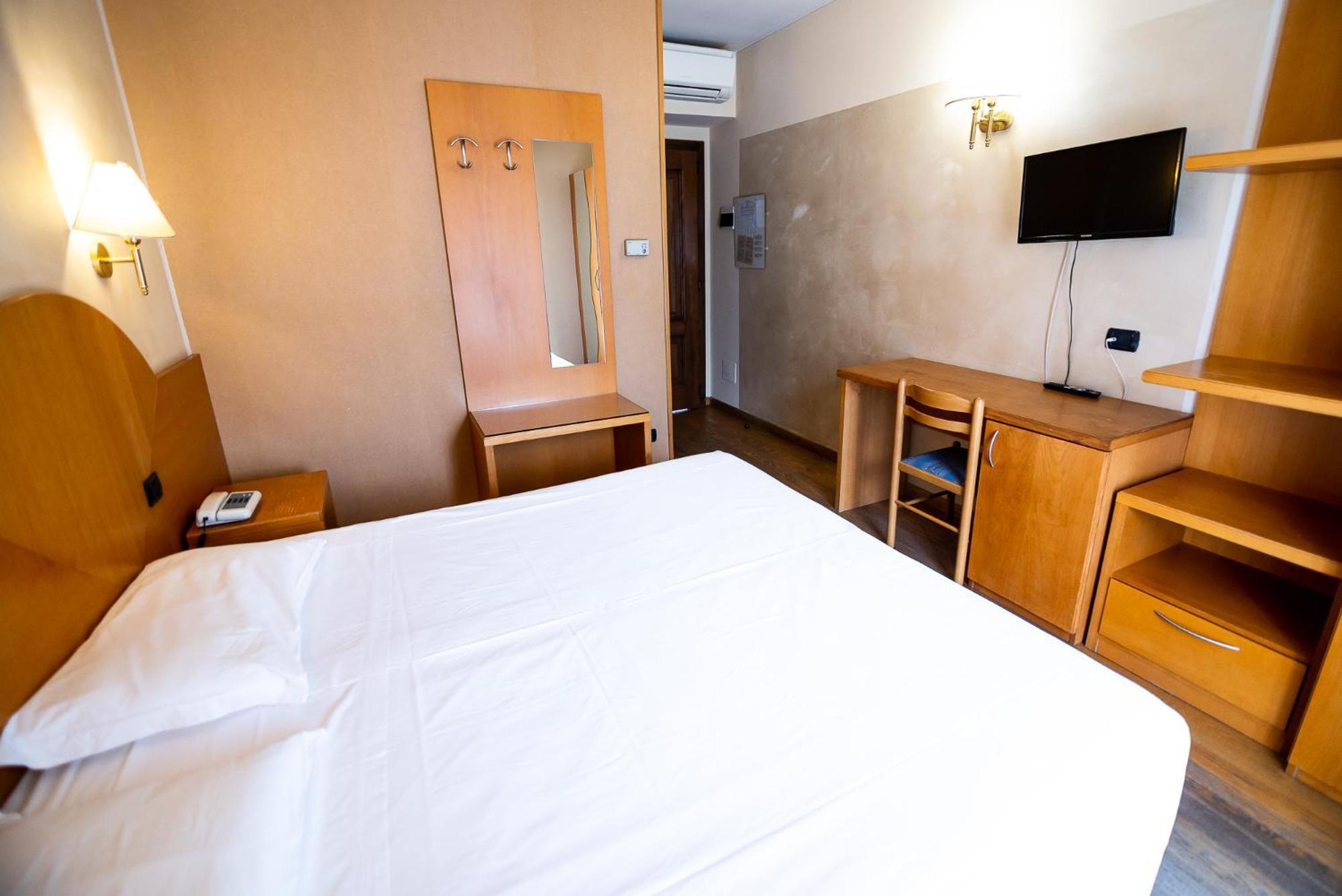 Hotel Rendez Vous 3*
