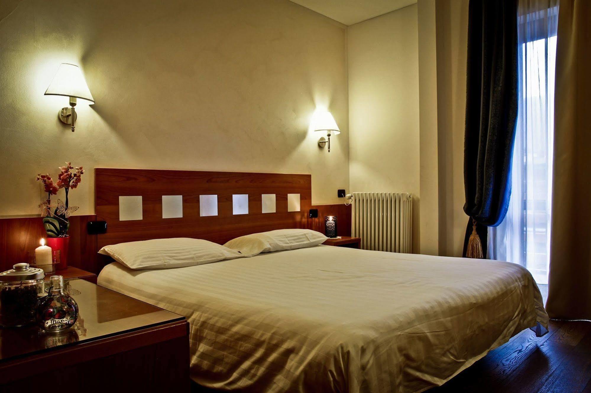 Hotel Rendez Vous