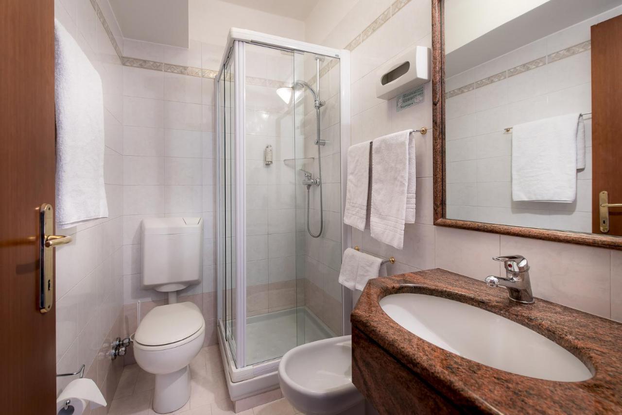 Hotel Rendez Vous 3*