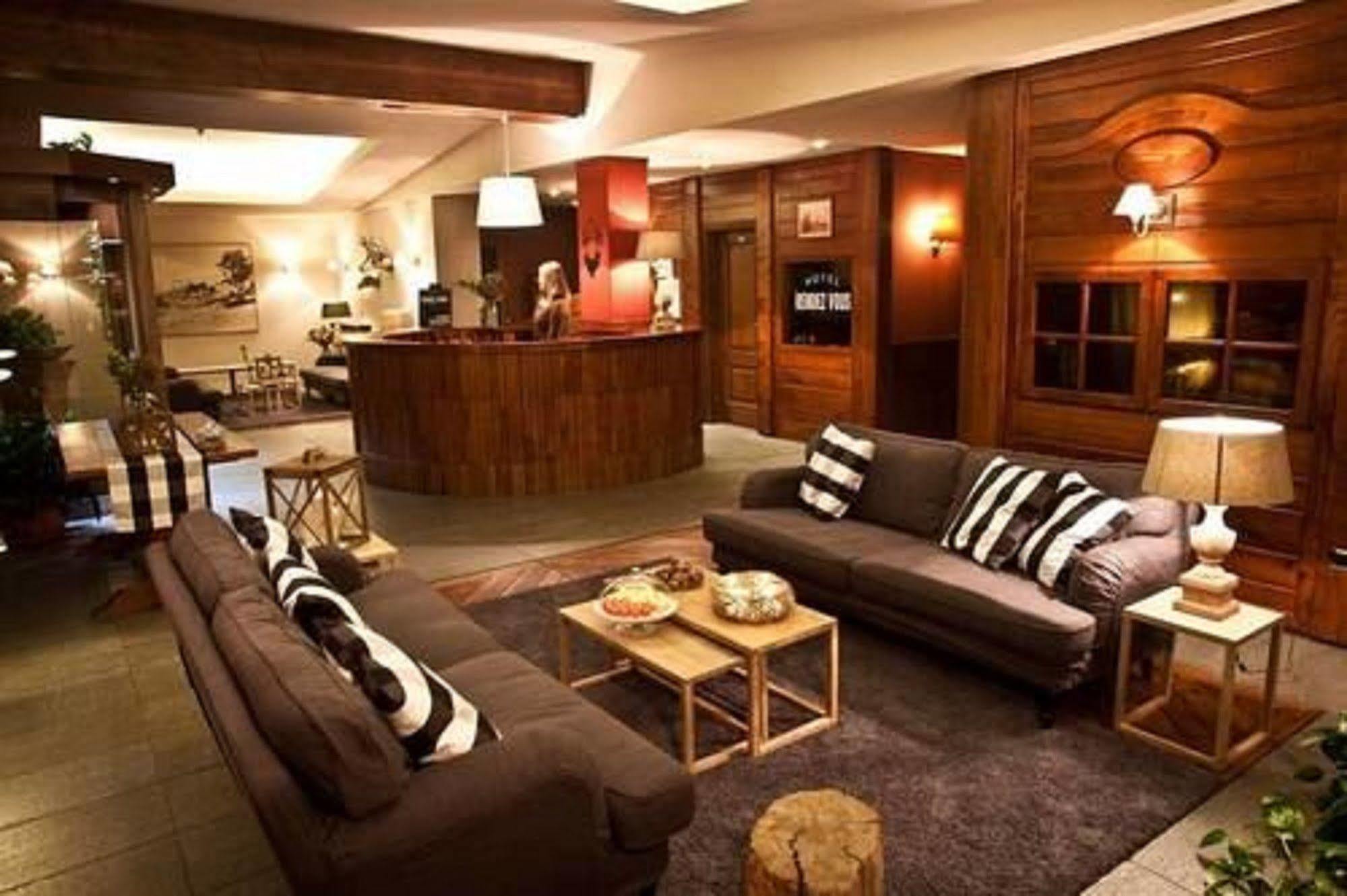 Rendez Vous Hotel