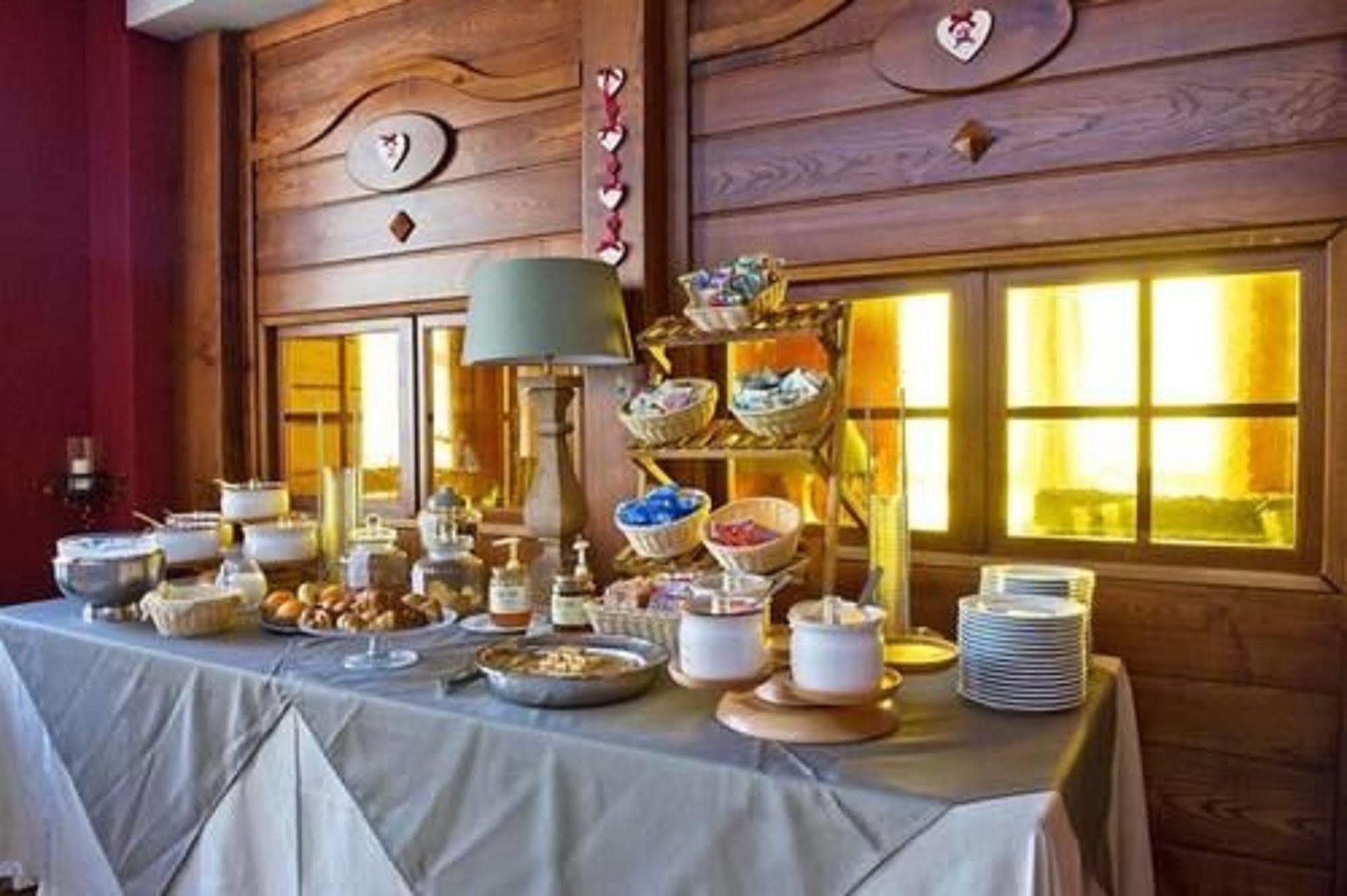 Hotel Rendez Vous 3*